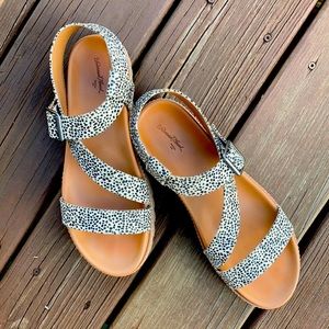 Annika Sandals
